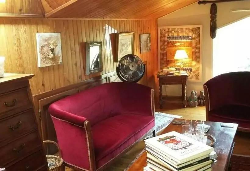 Aamiaismajoitus (B&B) L  Esterlanges Suite Famille 2 Chambres 4 Personnes Proche Puydufou