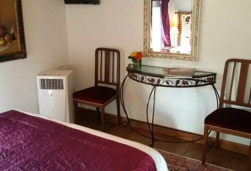 Aamiaismajoitus (B&B) L  Esterlanges Suite Famille 2 Chambres 4 Personnes Proche Puydufou