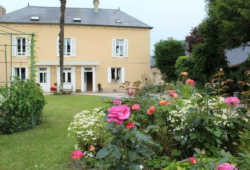 ベッドアンドブレックファースト Chambres D Hôtes La Gloriette
