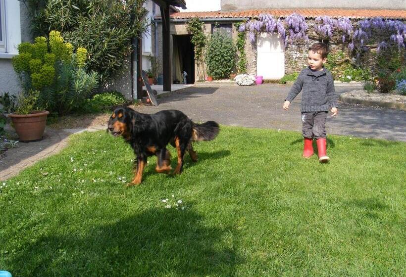مبيت وإفطار Chambres D Hôtes Vignes Et Loire