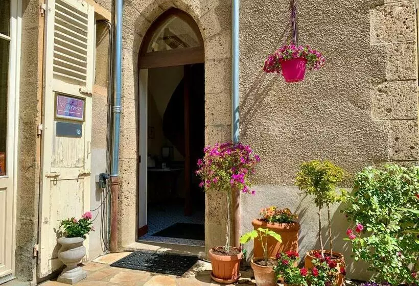 ベッドアンドブレックファースト Villa St. Hubert