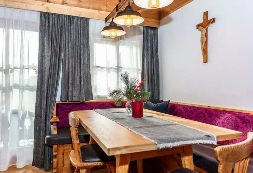 ホテル Ferienwohnung Am Baby & Kinderbauerhof Stefflhof