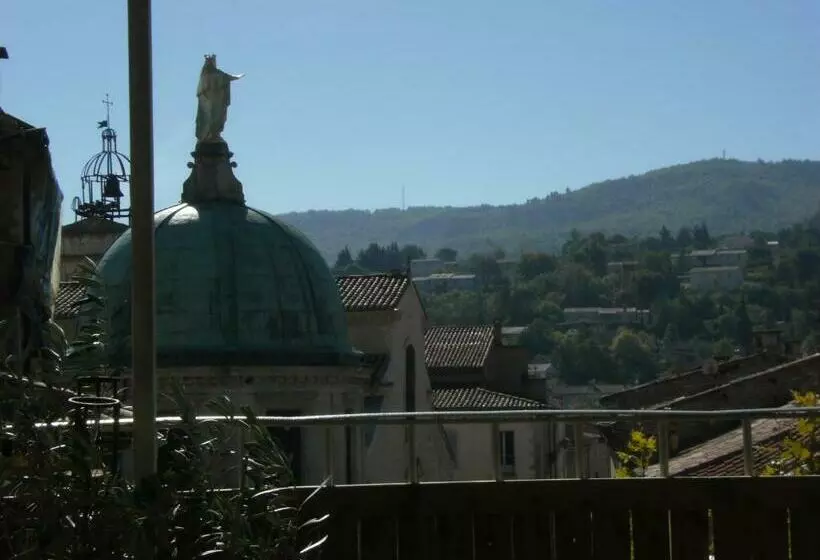 L Auberge Espagnole   Bed & Breakfast