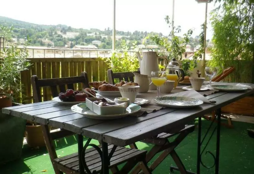 L Auberge Espagnole   Bed & Breakfast