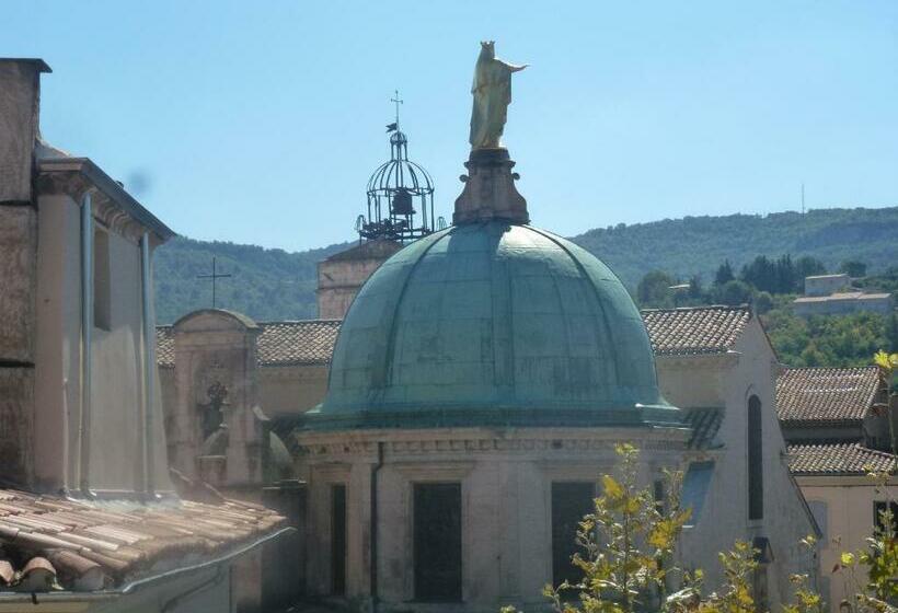 L Auberge Espagnole   Bed & Breakfast