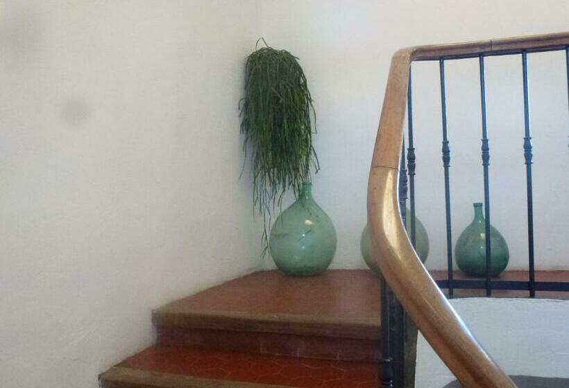 L Auberge Espagnole   Bed & Breakfast