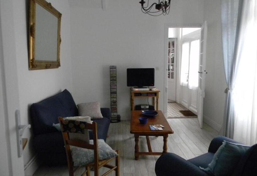 پانسیون à L Approche De La Mer