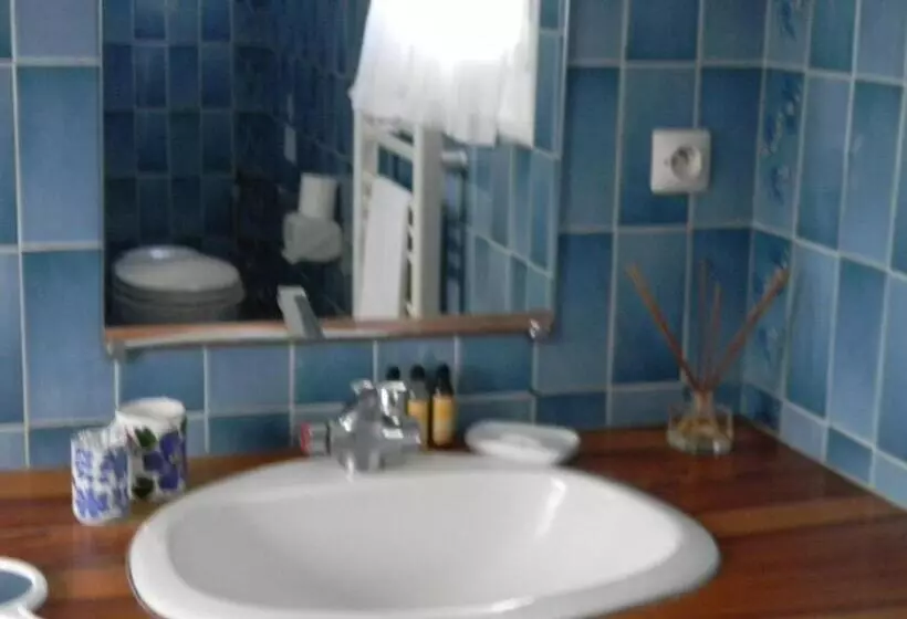 Majatalo à L Approche De La Mer