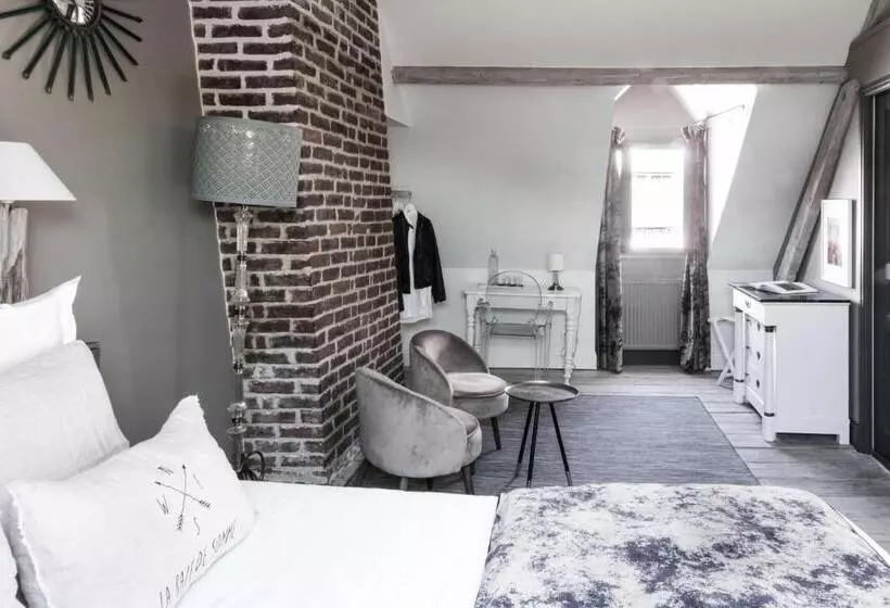 ベッドアンドブレックファースト Au Velocipede