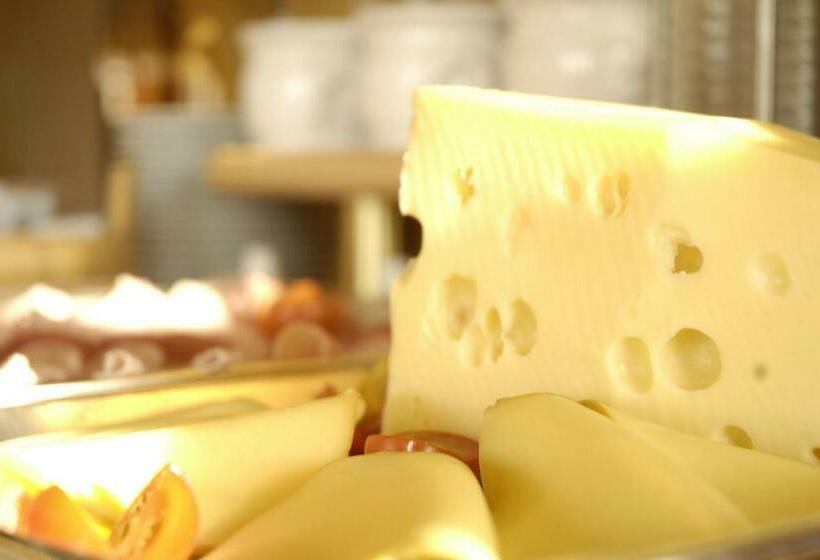 פנסיון Alpenperle