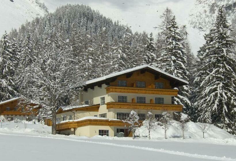 פנסיון Alpenperle