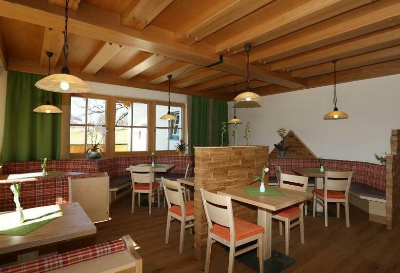 פנסיון Alpenperle