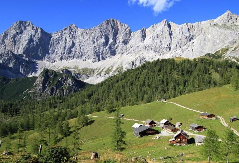 פנסיון Alpenperle