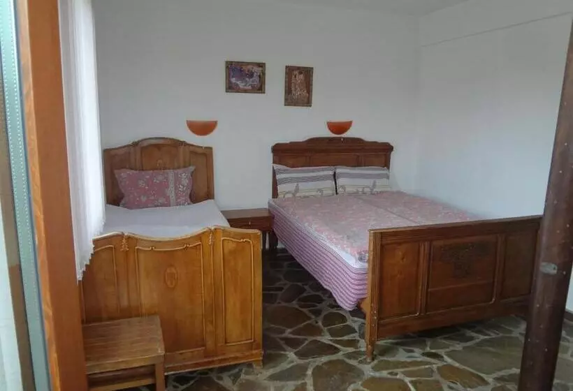 ペンション Guest House Diabora