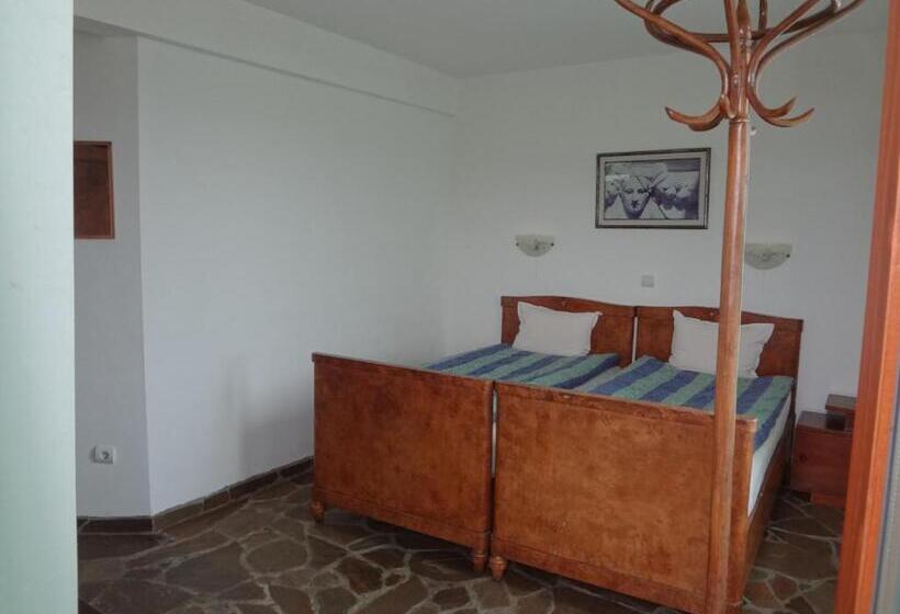 Пансион Guest House Diabora