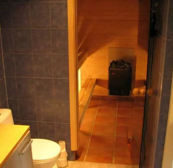 پانسیون Kaare Guesthouse