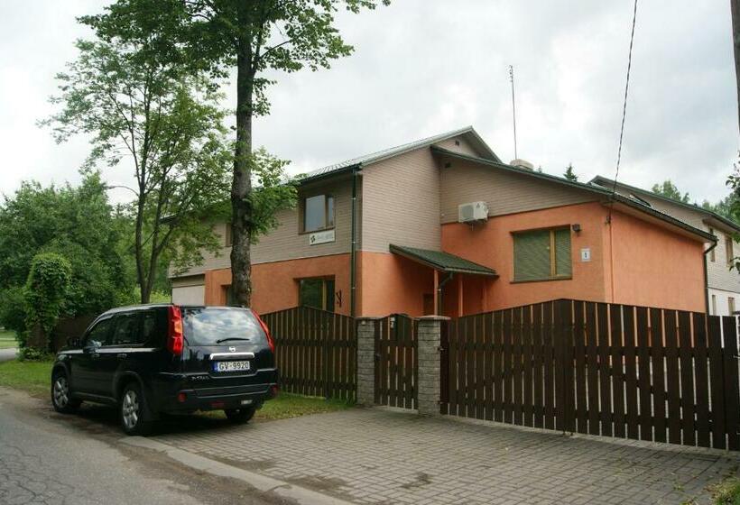 پانسیون Parks Guest House