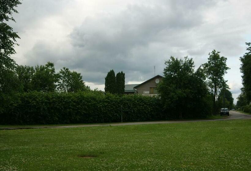 پانسیون Parks Guest House