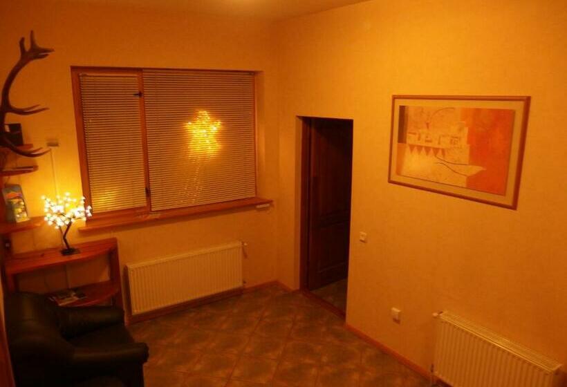 پانسیون Parks Guest House