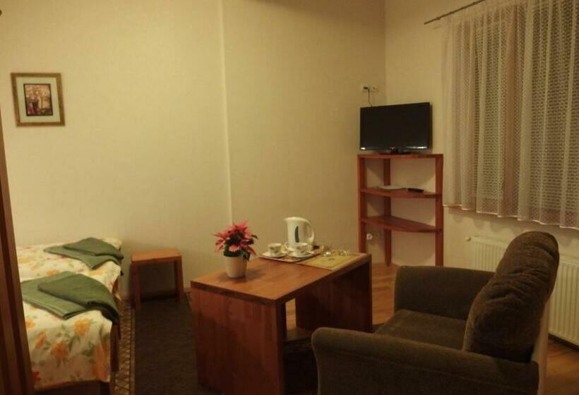 پانسیون Parks Guest House