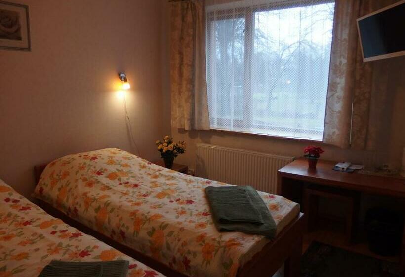 پانسیون Parks Guest House