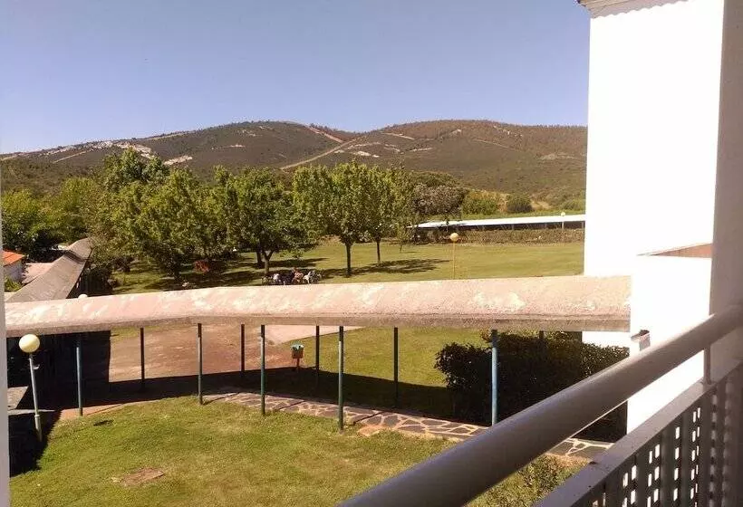 ホテル Balneario Fuentes Del Trampal