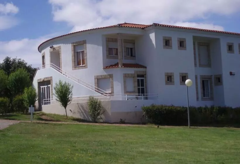 ホテル Balneario Fuentes Del Trampal