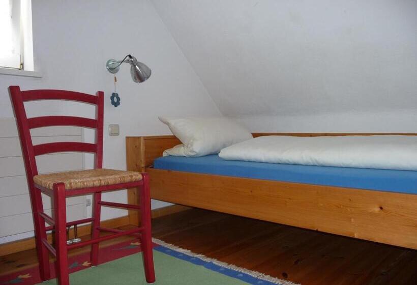 Hotel Garni Lindenhof Im Steigerwald