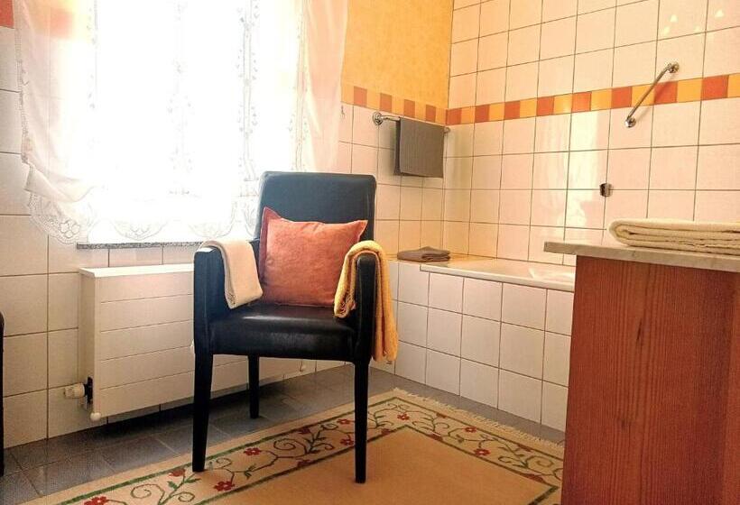 Hotel Garni Lindenhof Im Steigerwald