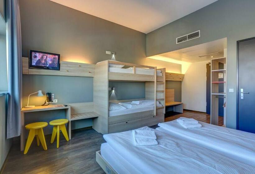 Herberge Meininger Hotel Berlin Airport