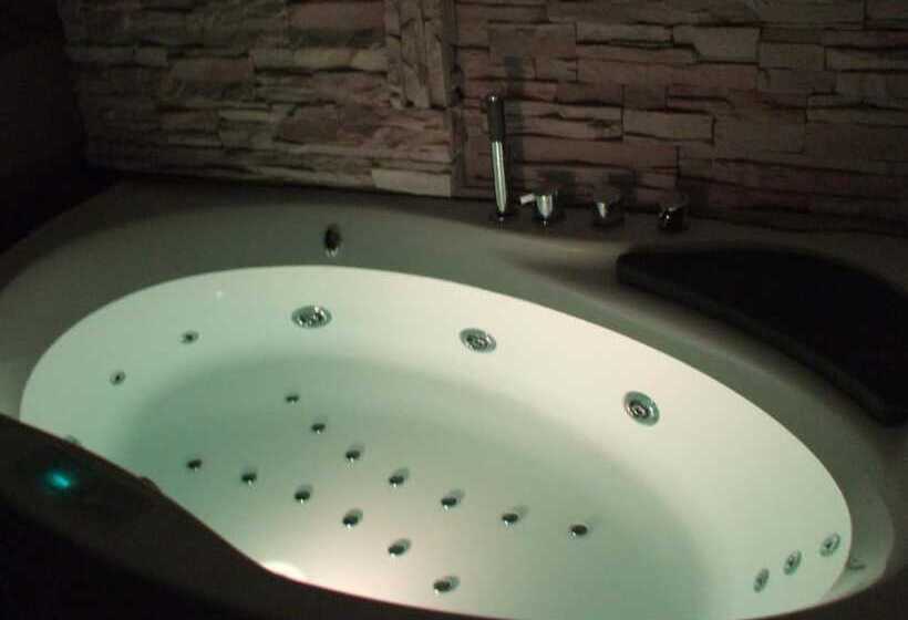 هتل Bellavista Suites