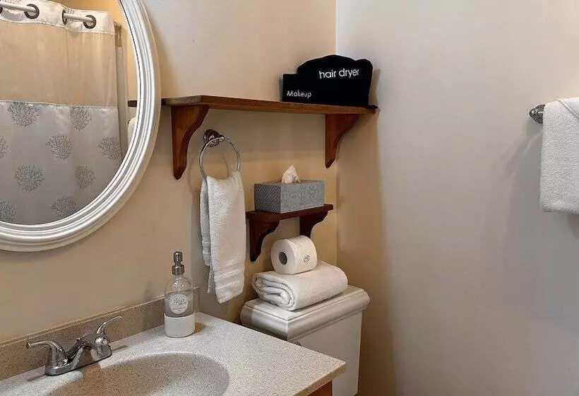 فندق Christopher Dodge House