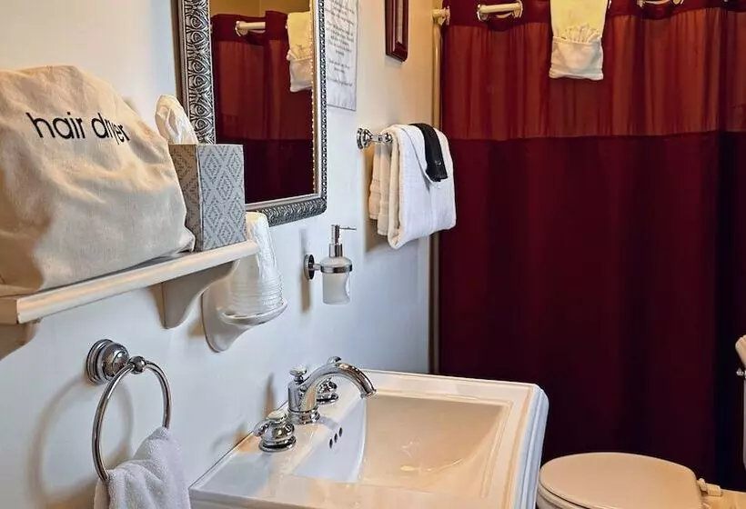 فندق Christopher Dodge House