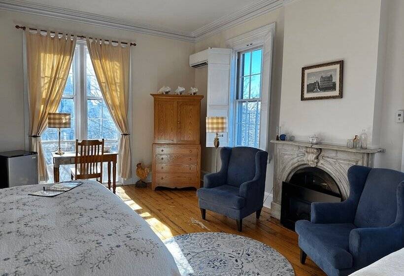 Hotel Christopher Dodge House