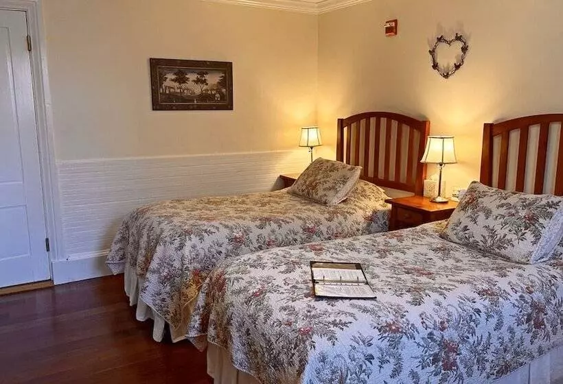 فندق Christopher Dodge House