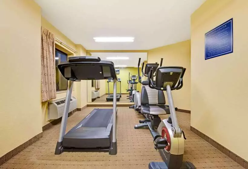 Hotel Days Inn & Suites By Wyndham Desoto