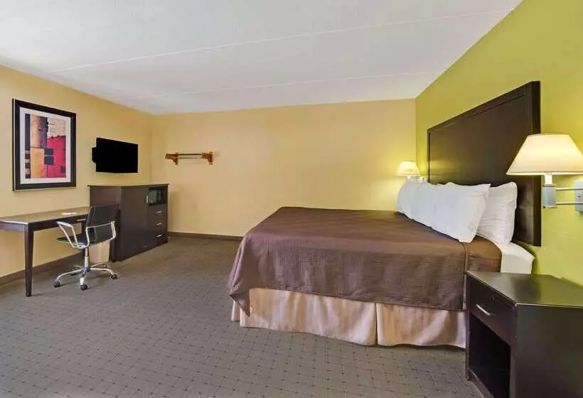 Hotel Days Inn & Suites By Wyndham Desoto