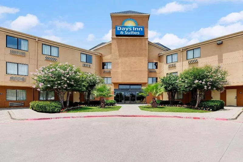 Hotel Days Inn & Suites By Wyndham Desoto