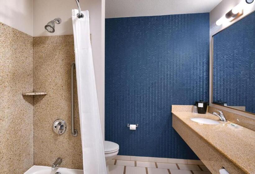 בית מלון כפרי Fairfield Inn & Suites By Marriott Yakima