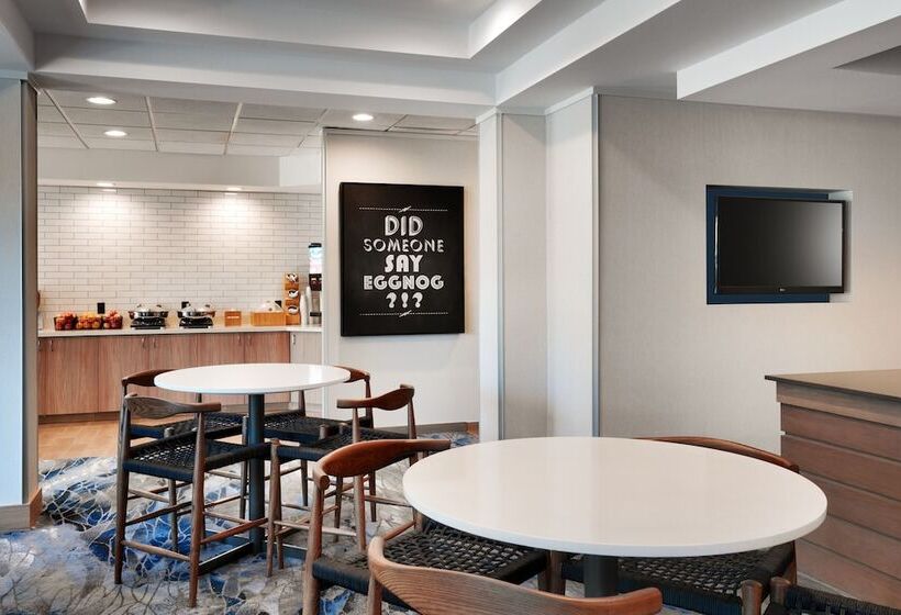 בית מלון כפרי Fairfield Inn & Suites By Marriott Yakima