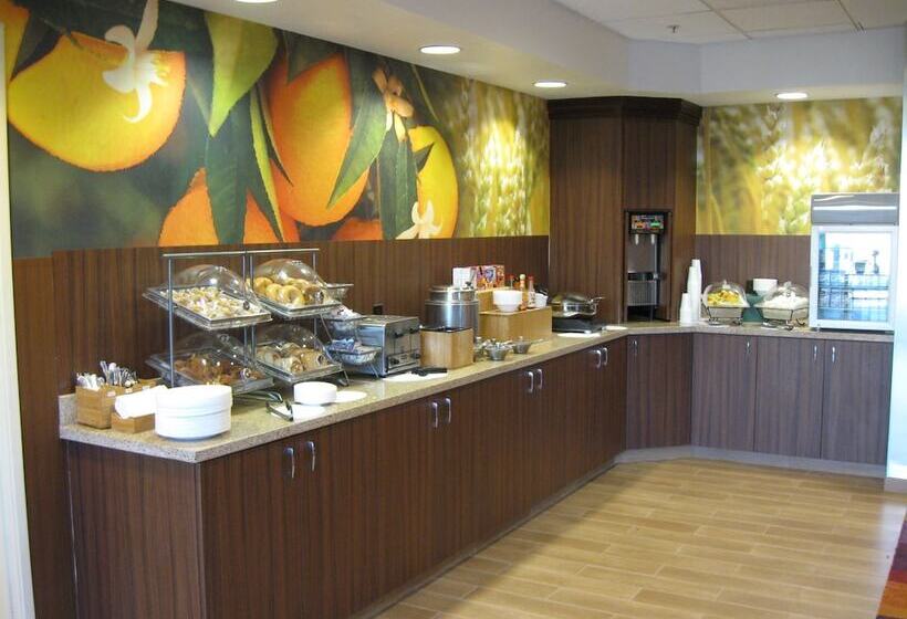 בית מלון כפרי Fairfield Inn & Suites By Marriott Yakima