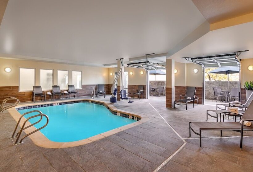 בית מלון כפרי Fairfield Inn & Suites By Marriott Yakima