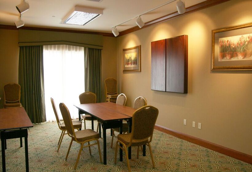 בית מלון כפרי Hampton Inn Mountain Home