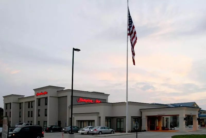 בית מלון כפרי Hampton Inn Mountain Home