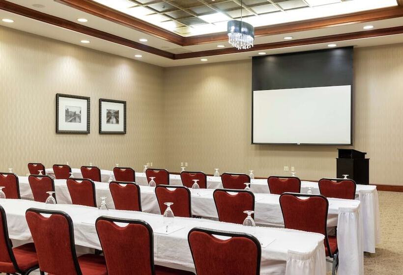 هتل Hilton Garden Inn Indianapolis South/greenwood