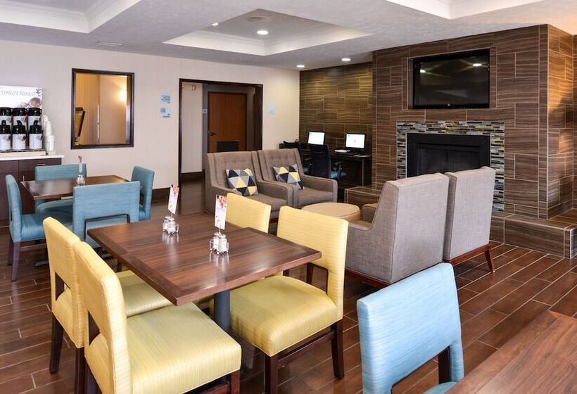 Holiday Inn Express Hotel & Suites Omaha West, An Ihg