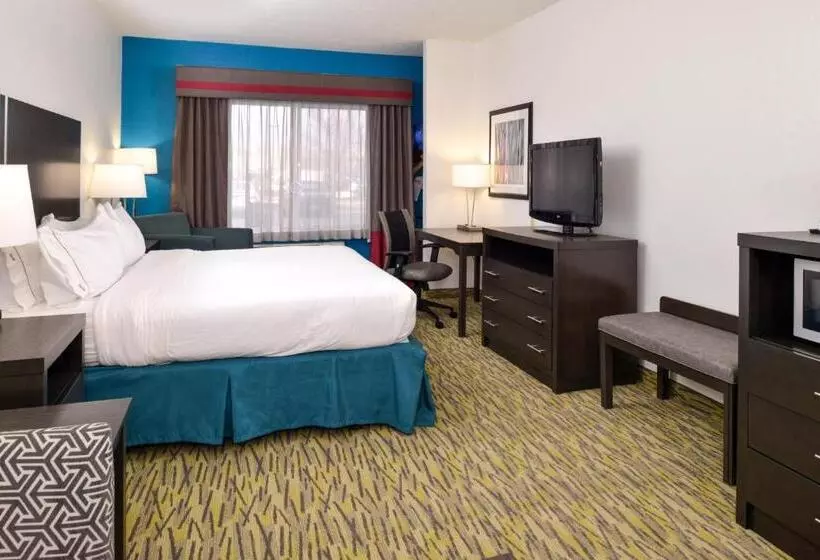 Holiday Inn Express Hotel & Suites Omaha West, An Ihg