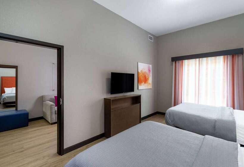 هتل La Quinta Inn & Suites By Wyndham Augusta Fort Eisenhower