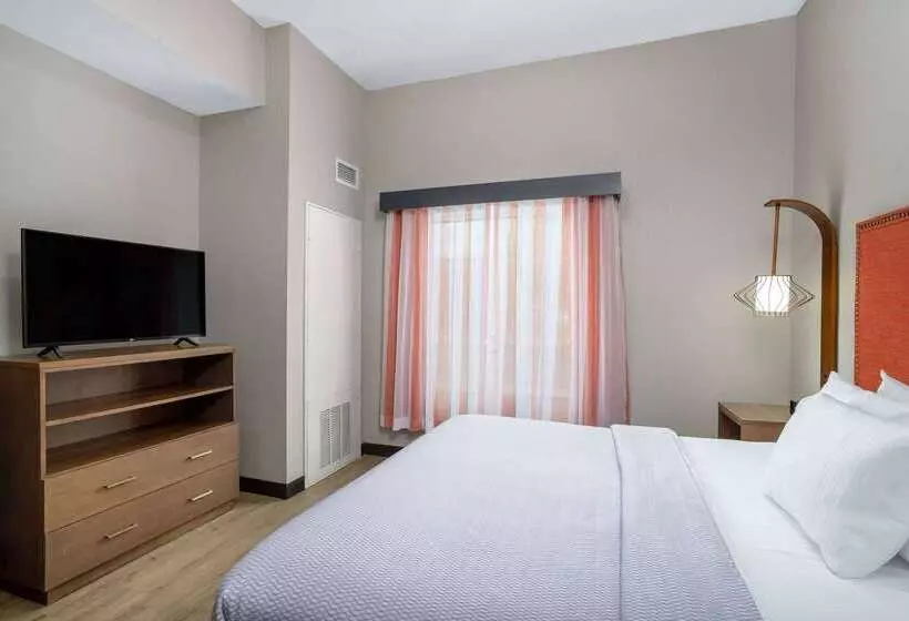 Hotel La Quinta Inn & Suites By Wyndham Augusta Fort Eisenhower