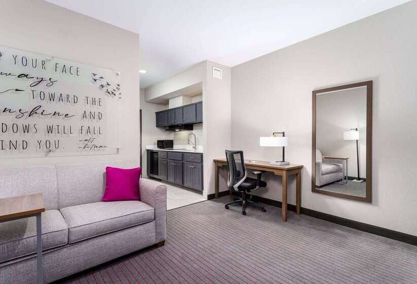 هتل La Quinta Inn & Suites By Wyndham Augusta Fort Eisenhower